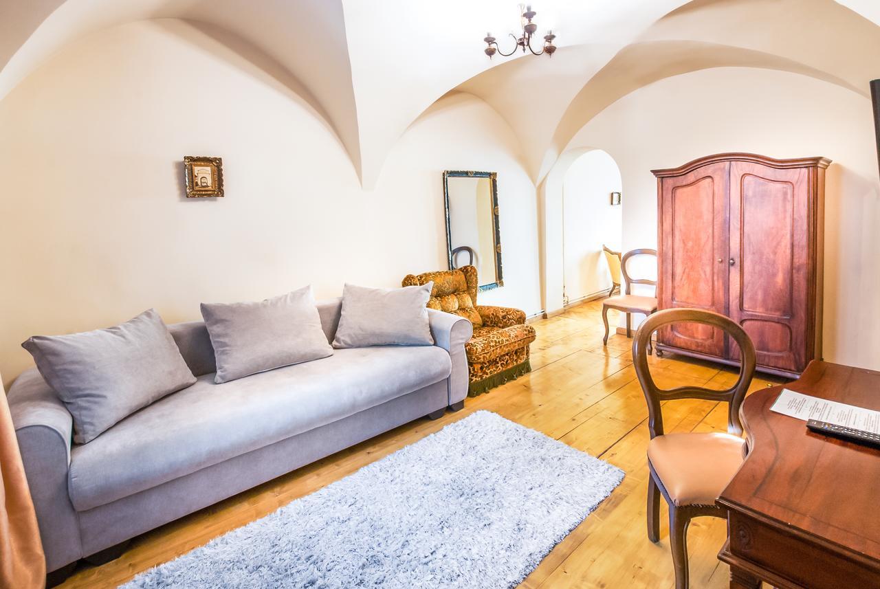 Casa Antiqua Hotel Брашов Екстериор снимка